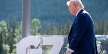 Mahkamah Agung AS Batasi Hakim Federal, Kemenangan Besar untuk Trump