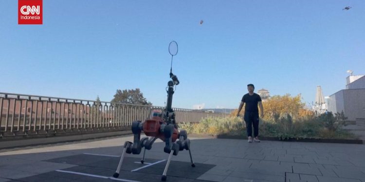 Ilmuwan Swiss Melatih Robot AI untuk Bermain Bulutangkis