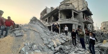 Israel Tewaskan 10 Anak Kelaparan yang Menunggu Obat di Klinik Gaza